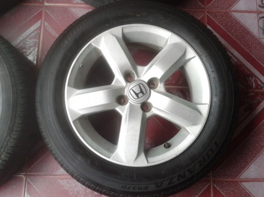 แม็กHONDA cityขอบ15"4รู100 พร้อมยาง (ยกชุด4ล้อ 4,200บ.)