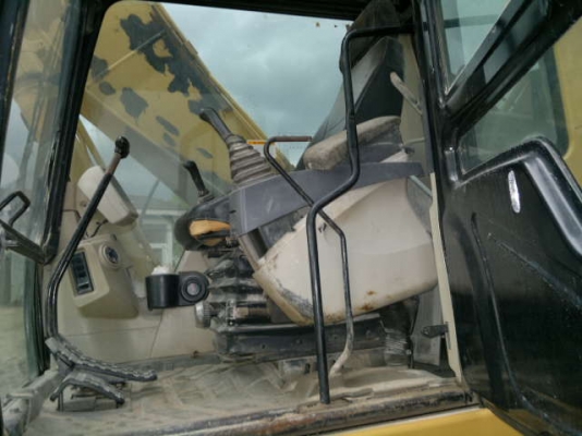 ขายรถแบคโฮ CAT 320-C เอกสารเล่มทะเบียน ไฟฟ้าครบ ช่วงล้างเต็ม ขายรวม 3 คัน ราคาย้อมๆ สนใจโทร