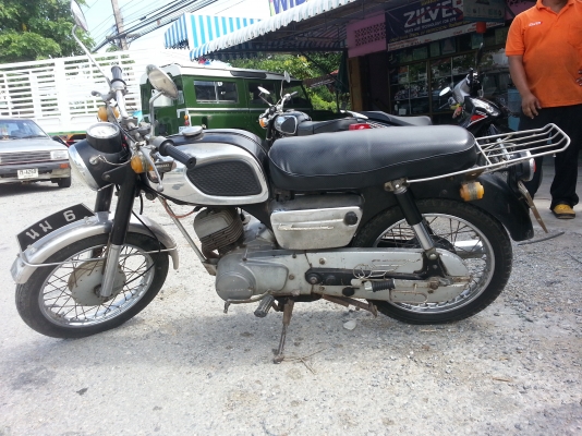 พี่ฝากขาย kawasaki 125 ทะเบียนสักคัน30,000