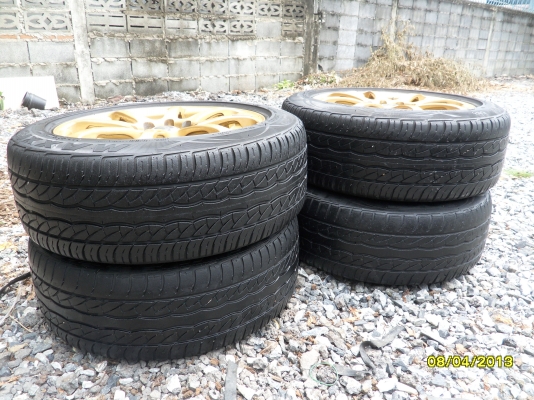 ขายแม็ก4 รู ขอบ15 พร้อมยาง185/55R15 ยางปี09  1 ชุด