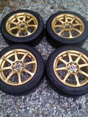 ขายแม็ก4 รู ขอบ15 พร้อมยาง185/55R15 ยางปี09  1 ชุด