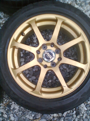 ขายแม็ก4 รู ขอบ15 พร้อมยาง185/55R15 ยางปี09  1 ชุด