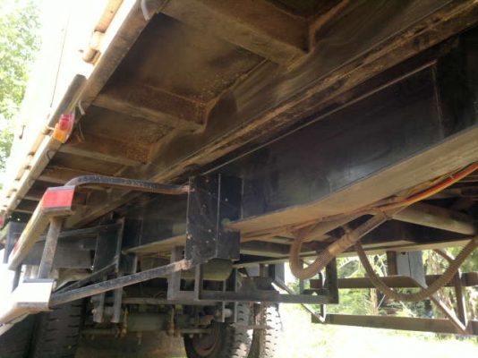 ขายรถพ่วง 18 ล้อ 2 เพลา ดั้ม แม่-ลูก แม่เดี่ยวก็ขาย กระบะเหล้กสามมิตรล๊อนเฉียง HINO ซูโม้ 227 เครื่องเดิมวางโบอินเตอร์ เกียร์อีตั้น สวยๆ