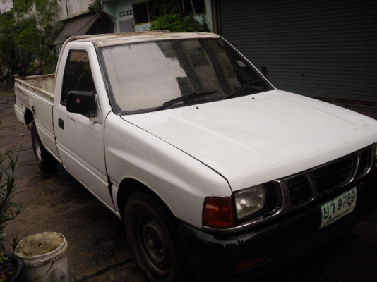 ขายisuzuตอนเดียวปี95และnissanบิ๊กเอ็มตอนเดียวปี89ขายเหมารวม2คันราคา95000ไม่แยกขายตามสภาพรถขับได้ปกติ..งดต่อรอง..