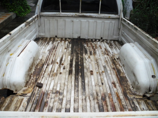 ขายisuzuตอนเดียวปี95และnissanบิ๊กเอ็มตอนเดียวปี89ขายเหมารวม2คันราคา95000ไม่แยกขายตามสภาพรถขับได้ปกติ..งดต่อรอง..