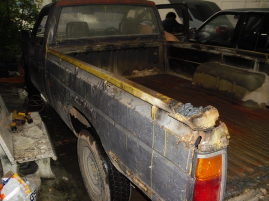 ขายisuzuตอนเดียวปี95และnissanบิ๊กเอ็มตอนเดียวปี89ขายเหมารวม2คันราคา95000ไม่แยกขายตามสภาพรถขับได้ปกติ..งดต่อรอง..