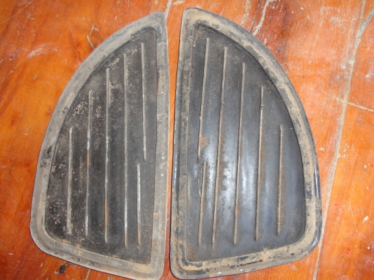 แก้มยางแท้ k-125 M.2 จำนวน  1 คู่ สนใจติดต่อโทร.081-005-8785