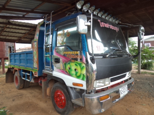 ขายรถ6ล้ออีซูซุเดก้า195แรงม้า สภาพสวยๆๆๆๆ พร้อมโอนคับ