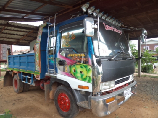 ขายรถ6ล้ออีซูซุเดก้า195แรงม้า สภาพสวยๆๆๆๆ พร้อมโอนคับ