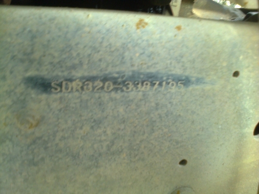 6ล้อISUZU SDR320  195แรงพื้นเรียบ ติดเครนเจาะสว่าน เสาไฟ เสาเข็ม เล่มภาษีเต็ม