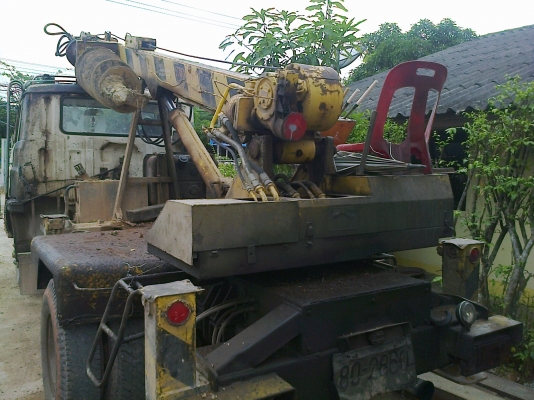 6ล้อISUZU SDR320  195แรงพื้นเรียบ ติดเครนเจาะสว่าน เสาไฟ เสาเข็ม เล่มภาษีเต็ม