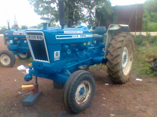 ขายรถไถฟอร์ด 77พร์อมใช้ ขอบคุณทีมงานทุกๆท่านครับ