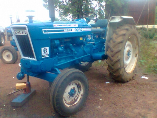 ขายรถไถฟอร์ด 77พร์อมใช้ ขอบคุณทีมงานทุกๆท่านครับ