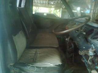 ขายรถ 4 ล้อรั้วใหญ่ ISUZU คัสซี 7896929 เครื่อง C240-171136 74 แรงม้า ใส่ยางขนาด 7.50-15 รถใช้บรรทุกไม้ยาง ราคา 65000