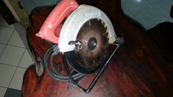 ขายเลื่อยวงเดือนขนาด7นิ้วสภาพ95\%สวยมากๆๆ