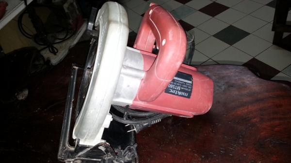 ขายเลื่อยวงเดือนขนาด7นิ้วสภาพ95\%สวยมากๆๆ