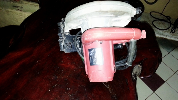 ขายเลื่อยวงเดือนขนาด7นิ้วสภาพ95\%สวยมากๆๆ