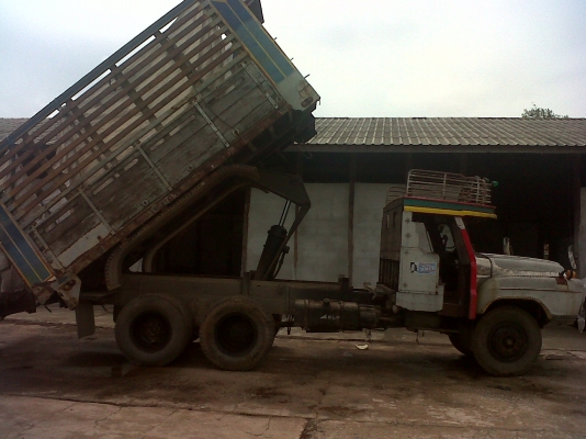 ขาย 10 ล้อดัมพ์เพลาเดียวครับ