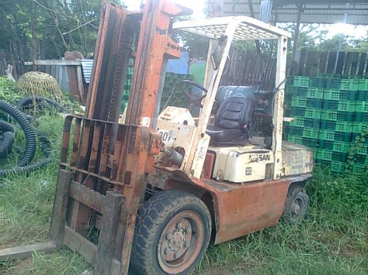 ต้องการขาย / รถฟอร์คลิฟต์ NISSN 3 ตัน