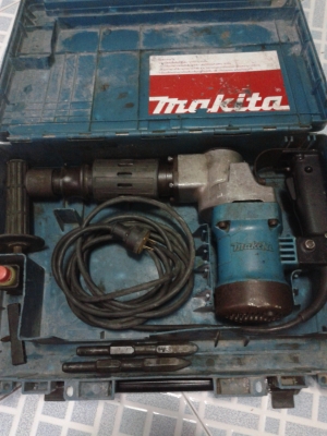 ขายด่วน Makita HM0810T