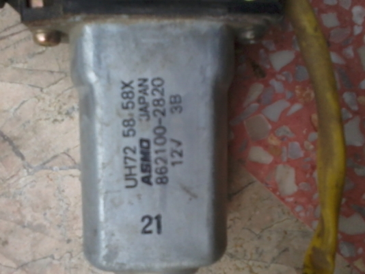 ขายมอเตอร์กระจกประตูข้างขวาของแท้จากรถครับ