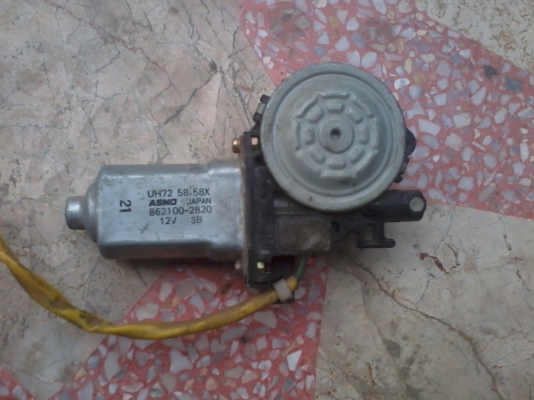 ขายมอเตอร์กระจกประตูข้างขวาของแท้จากรถครับ