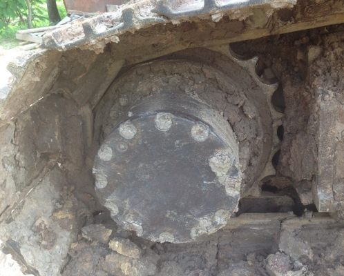 HITACHI ZX 200 รถสวยทั้งคันพร้อมใช้งาน ทำงาน 4,390 ชม.เครื่องแน่นแรงดี ไฟฟ้าหน้าจอครบพร้อม ภายในเก๋งสะอาดสวยครบพร้อม CD แอร์เย็น คอนโทรลง่ายเร็วคล่องตัวดี ช่วงล่างแน่นประมาณ 80\% พร้อมทำงานได้เลย เอกสารทะเบียนครบพร้อมโอน ราคาต่อรองได้ครับ