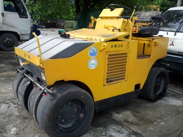 ขายรถบดล้อยาง BOMAG BW3R ถูกๆ