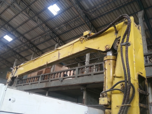 รถบรรทุกติดเครน ยี่ห้ออินเตอร์ เครื่องเปลี่ยน เครื่องเดิม เพอร์กิ้นยังอยู่ รถบรรทุกติดเครน ยี่ห้ออินเตอร์ เครื่องเปลี่ยน เครื่องเดิม เพอร์กิ้นยังอยู่