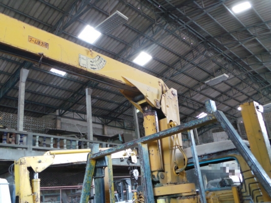 รถบรรทุกติดเครน ยี่ห้ออินเตอร์ เครื่องเปลี่ยน เครื่องเดิม เพอร์กิ้นยังอยู่ รถบรรทุกติดเครน ยี่ห้ออินเตอร์ เครื่องเปลี่ยน เครื่องเดิม เพอร์กิ้นยังอยู่