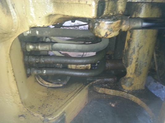 CARTERPILLAR 910 รถตักล้อยาง เครื่องดี ปั้มดี ยางเต็ม