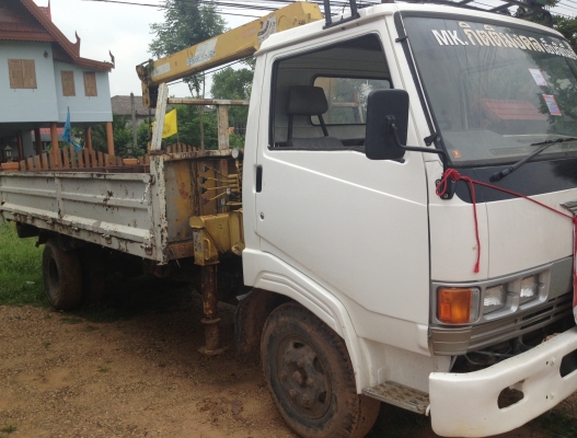 HINO KM 350 - 100 HP DM100 รถบรรทุก 6 ล้อติดเครน TADANO 2.5 ตัน 3 ปลอกยืด กระบะเหล็กคาร์โก้ความยาว 4.30 เมตรสภาพสวย เครื่องแห้งแรงดี ภายในเก๋งคอนโซลสวย พวงมาลัยเพาเวอร์ ช่วงล่างใหญ่ติด F หน้า F หลังครบพร้อม ยางสภาพดี 60\% พร้อมใช้งาน เอกสารเล่มทะเบียนภาษีค HINO KM 350 - 100 HP DM100 รถบรรทุก 6 ล้อติดเครน TADANO 2.5 ตัน 3 ปลอกยืด กระบะเหล็กคาร์โก้ความยาว 4.30 เมตรสภาพสวย เครื่องแห้งแรงดี ภายในเก๋งคอนโซลสวย พวงมาลัยเพาเวอร์ ช่วงล่างใหญ่ติด F หน้า F หลังครบพร้อม ยางสภาพดี 60\% พร้อมใช้งาน เอกสารเล่มทะเบียนภาษีค