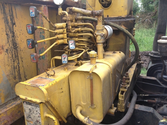 HINO KM 350 - 100 HP DM100 รถบรรทุก 6 ล้อติดเครน TADANO 2.5 ตัน 3 ปลอกยืด กระบะเหล็กคาร์โก้ความยาว 4.30 เมตรสภาพสวย เครื่องแห้งแรงดี ภายในเก๋งคอนโซลสวย พวงมาลัยเพาเวอร์ ช่วงล่างใหญ่ติด F หน้า F หลังครบพร้อม ยางสภาพดี 60\% พร้อมใช้งาน เอกสารเล่มทะเบียนภาษีค HINO KM 350 - 100 HP DM100 รถบรรทุก 6 ล้อติดเครน TADANO 2.5 ตัน 3 ปลอกยืด กระบะเหล็กคาร์โก้ความยาว 4.30 เมตรสภาพสวย เครื่องแห้งแรงดี ภายในเก๋งคอนโซลสวย พวงมาลัยเพาเวอร์ ช่วงล่างใหญ่ติด F หน้า F หลังครบพร้อม ยางสภาพดี 60\% พร้อมใช้งาน เอกสารเล่มทะเบียนภาษีค