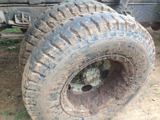 NISSAN UD 180 HP PE6 ปี 39 หกล้อดั๊มพ์ รถห้างแท้ ช่วงล่างใหญ่ยาง 9.00 ขอบ 20 กระบะดั๊มพ์เหล็ก 6 ตันความยาว 3.80 เมตร เครื่องแน่นแรงดี ภายในเก๋งคอนโซลสวยครบ พวงมาลัยเพาเวอร์ เบรคทริ๊ปฟี้ครบครัน ยางสภาพดี 70\% พร้อมบรรทุกพร้อมใช้งาน เอกสารทะเบียนภาษีครบพร้อม NISSAN UD 180 HP PE6 ปี 39 หกล้อดั๊มพ์ รถห้างแท้ ช่วงล่างใหญ่ยาง 9.00 ขอบ 20 กระบะดั๊มพ์เหล็ก 6 ตันความยาว 3.80 เมตร เครื่องแน่นแรงดี ภายในเก๋งคอนโซลสวยครบ พวงมาลัยเพาเวอร์ เบรคทริ๊ปฟี้ครบครัน ยางสภาพดี 70\% พร้อมบรรทุกพร้อมใช้งาน เอกสารทะเบียนภาษีครบพร้อม