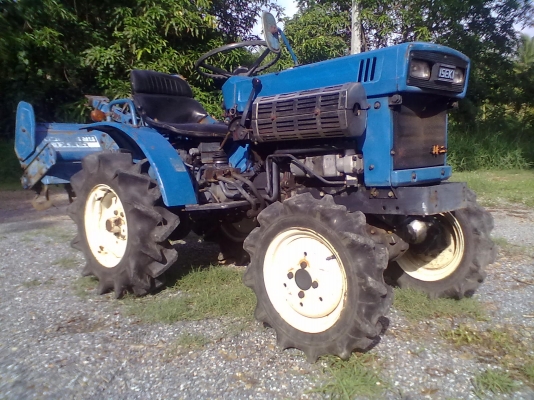 ขายรถไถเล็ก Iseki 4x4wd พร้อมโรตารี่ ไม่เคยใช้งานในไทย