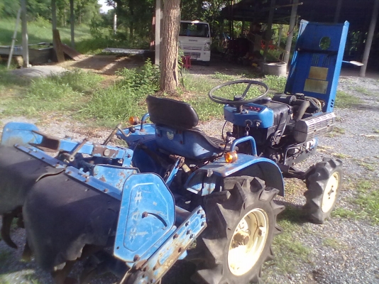 ขายรถไถเล็ก Iseki 4x4wd พร้อมโรตารี่ ไม่เคยใช้งานในไทย