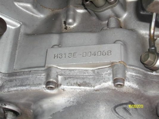 ya sr400ปี2002เพิ่งประกอบยังไม่เก็บงานเดิมๆวิ่งน้อย68000บาท