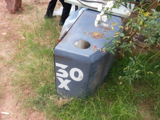 ขายแมคโคร ihi 30 คอนโทรนสั้นปั้มนิ้วสถาพดี ขายแมคโคร ihi 30 คอนโทรนสั้นปั้มนิ้วสถาพดี