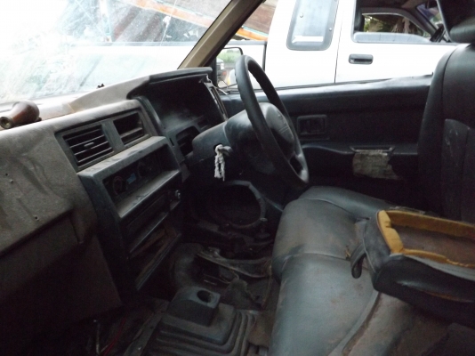 ขายแยกทุกชิ้น รถดีๆ แต่ไปชนต้นไม้มา ซ่อมไม่ไหว