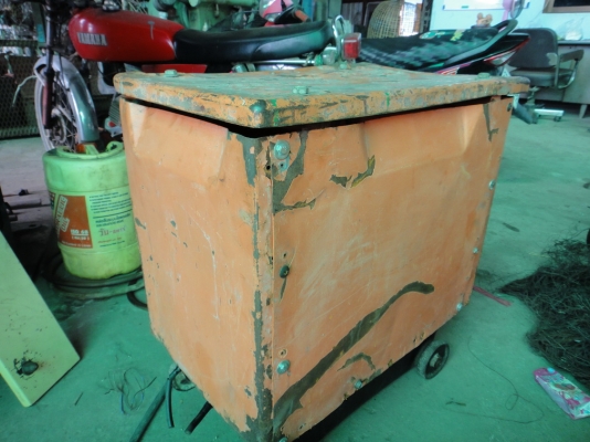 ตู้เชื่อมพลัง 300 Amp. ตู้เชื่อมพลัง 300 Amp.