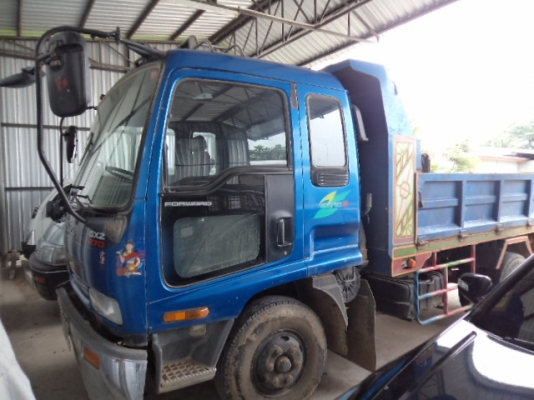 ขายรถ6ล้ออีซูซุเดก้า195แรงม้า สภาพสวย พร้อมโอนคับ