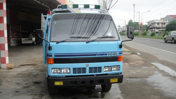 ISUZU NKR 6ล้อช่วงสั้น ดาวน์45000ผ่อน5800/48เดือน ISUZU NKR 6ล้อช่วงสั้น ดาวน์45000ผ่อน5800/48เดือน