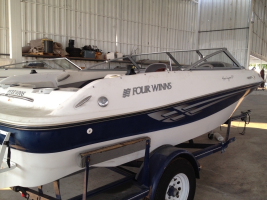 ขายเรือ Four winns พร้อมเทเลอร์