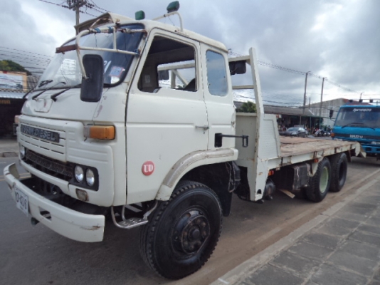 ขายรถ10ล้อนิสสันยูดีCW30M เครื่อง225 แรง 2เพลาเป็นเทเลอร์เข็นแม็กโค200-320ได้สบายๆ พร้อมใช้งานคับ