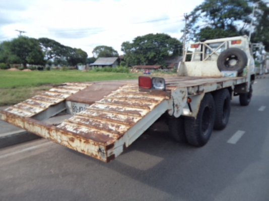 ขายรถ10ล้อนิสสันยูดีCW30M เครื่อง225 แรง 2เพลาเป็นเทเลอร์เข็นแม็กโค200-320ได้สบายๆ พร้อมใช้งานคับ