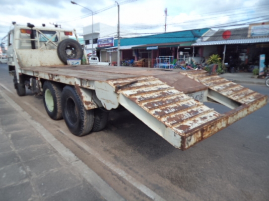 ขายรถ10ล้อนิสสันยูดีCW30M เครื่อง225 แรง 2เพลาเป็นเทเลอร์เข็นแม็กโค200-320ได้สบายๆ พร้อมใช้งานคับ