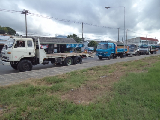 ขายรถ10ล้อนิสสันยูดีCW30M เครื่อง225 แรง 2เพลาเป็นเทเลอร์เข็นแม็กโค200-320ได้สบายๆ พร้อมใช้งานคับ