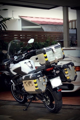 ขายดาวน์ kawasaki versys รถ ไม่ถึงเดือน วิ่ง 471 โล ของแต่ง แท้ทั้งคัน แต่งเยอะมาก ประกันชั้น1 เหลือ 11 เดือน ติดต่อ 0918759329