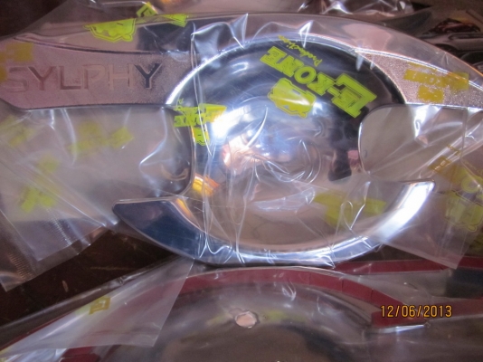 กันรอยขีดข่วน เบ้ารองมือเปิดประตู NISSAN SYLPHY