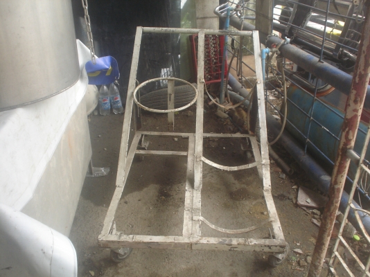 รถสนาม/ไว้ที่ร้านก็ได้  ใส่ถังลม-ถังแก็สพอดี เพื่อความปลอดภัย